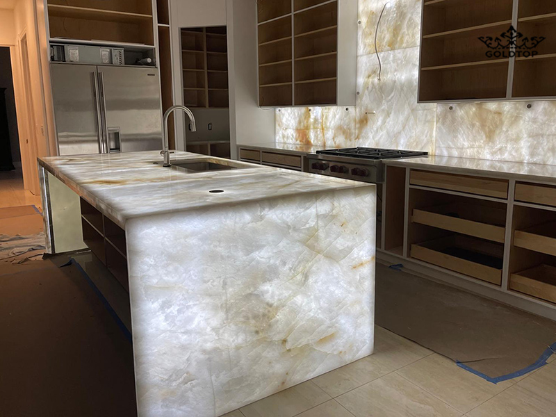 white cristallo quartzite countertops