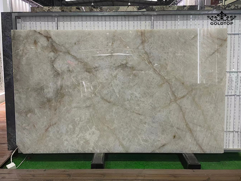 white cristallo quartzite countertops