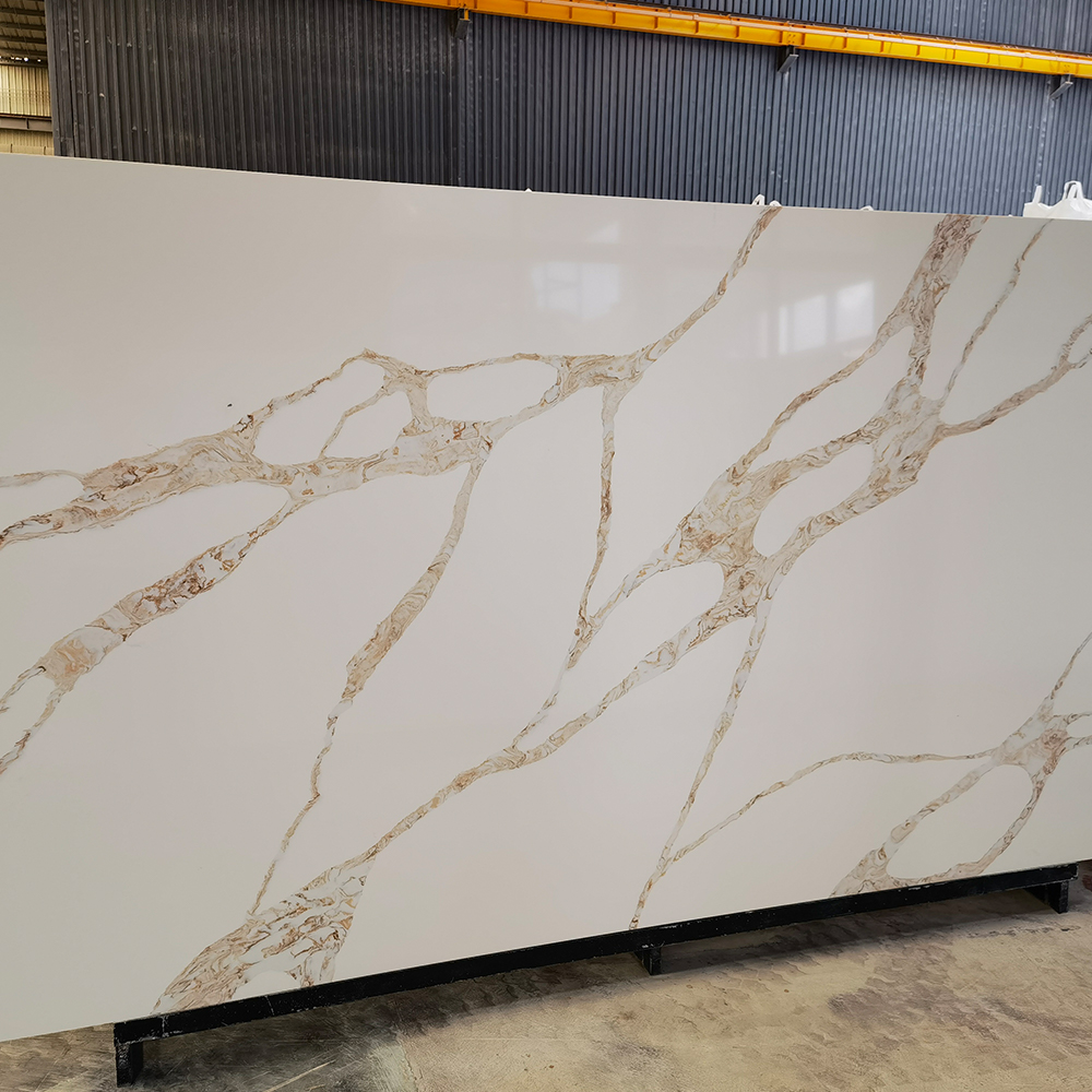 5040 Cascade White Calacatta Quartz Slabs Suppliers