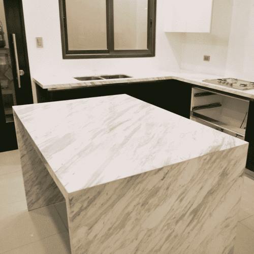 Aristide Gold Vein Marble Countertop