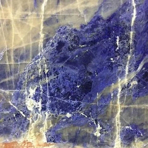 方钠石蓝碧玉